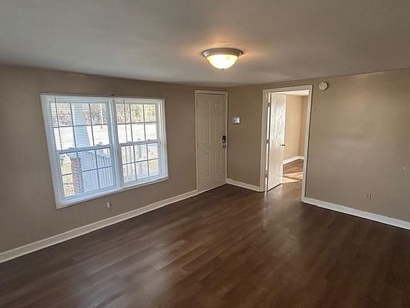 2nd image of 714 Blount St