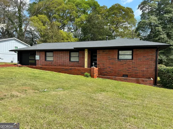 3149 Rebecca St SW, Covington, GA 30014