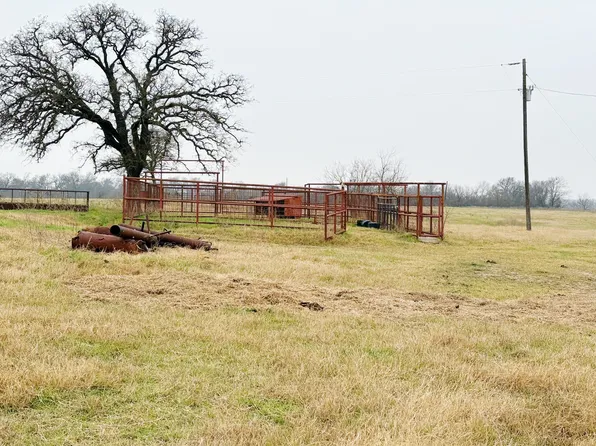 101 County Road 101, Marlin, TX 76661