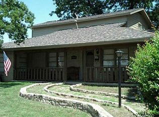 1914 Cottonwood Rd, Carrollton, TX 75006