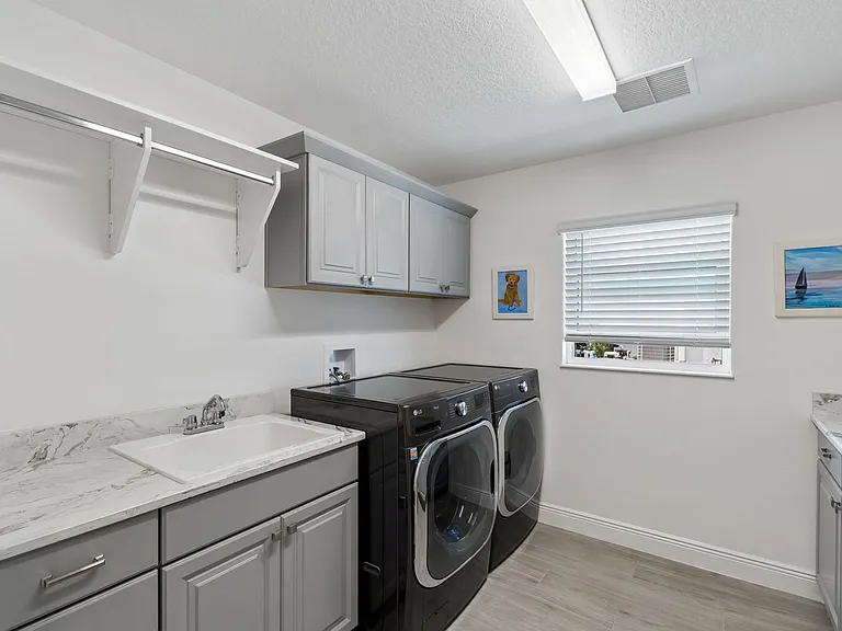 1864 Keel Ct — Photo 28