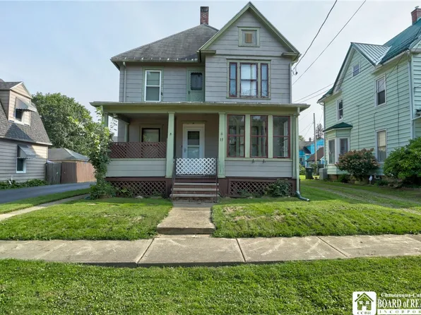 13 Crown St, Jamestown, NY 14701