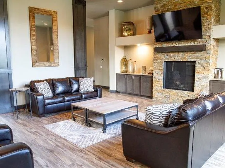 4830 Rural Rd SW #103 — Photo 13
