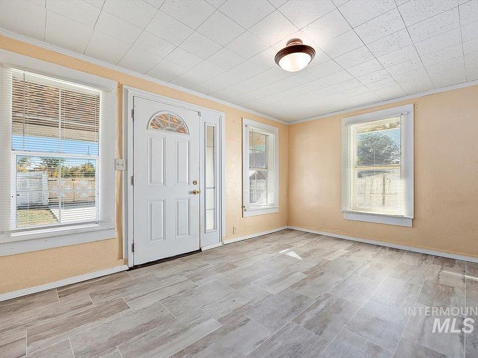 284 Elm St, Castleford, ID 83321 Zillow