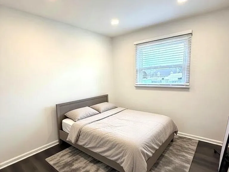 2133 Bridge Ave — Photo 8