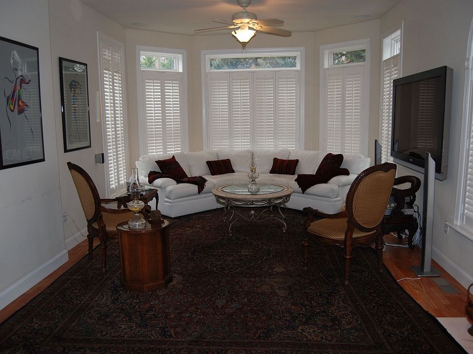 2nd image of 6924 Mount Daniel Dr