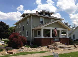 132 N Walnut St, Maroa, IL 61756