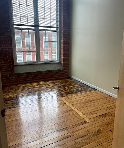 Victoria Riverside Townhouse Lofts — Photo 52