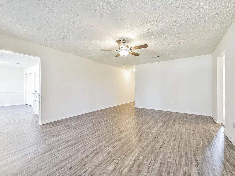 9563 Sutter Park Ln — Photo 5