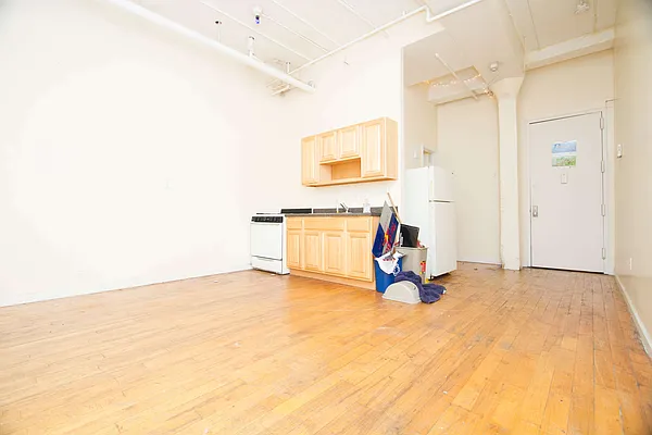 Rented by Nooklyn NYC LLC | media 75