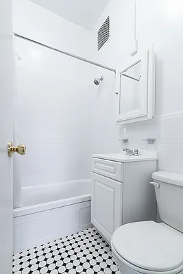 Rented by Corcoran | media 14