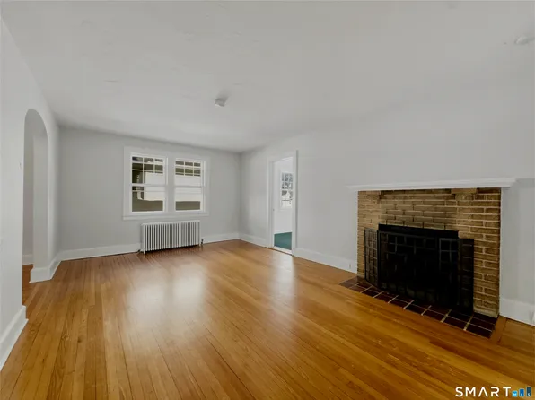 40 Orchard Pl #2, Greenwich, CT 06830