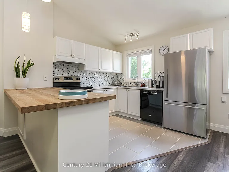 149 Fairway Cres #73 — Photo 15