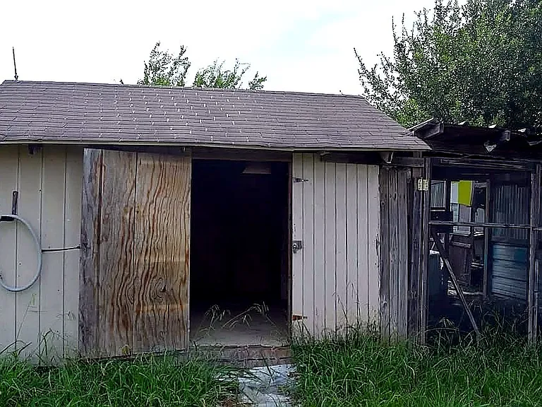 306 E Cook St — Photo 34