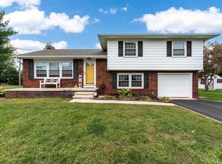 584 Overbrook Rd, Vineland, NJ 08360