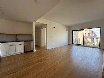 1661 Summerfield Street, #3E