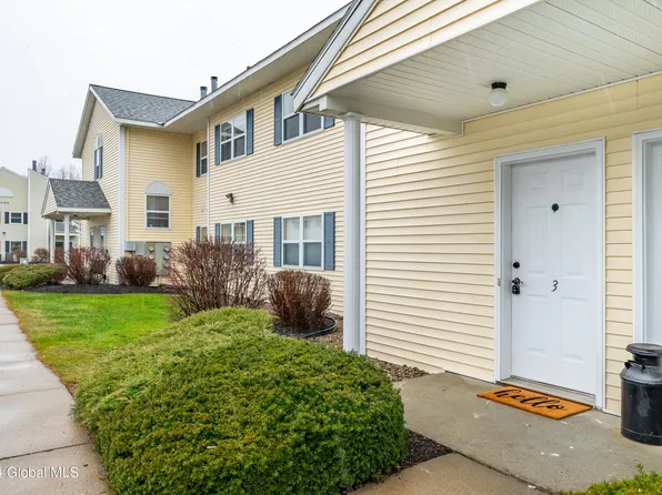1203 Cambridge Manor Drive, Scotia, NY 12302