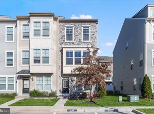 512 Pebblebrook Ln, Glen Burnie, MD 21060