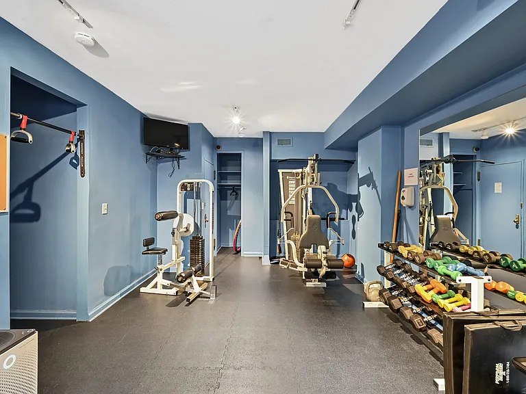 35 E 38th St #4K — Photo 9