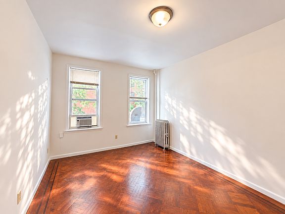 5th image of 66-68 Fresh Pond Rd #1R