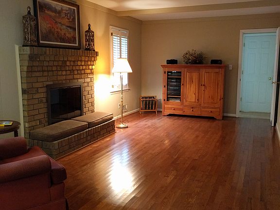 Family Room w/ Hardwood flrs