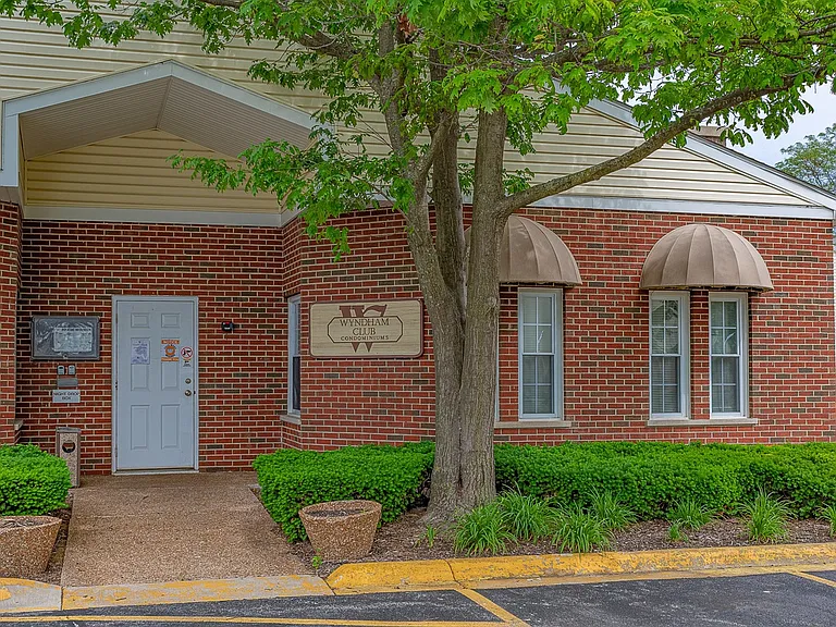 1303 Wyndham Dr #D-107 — Photo 20