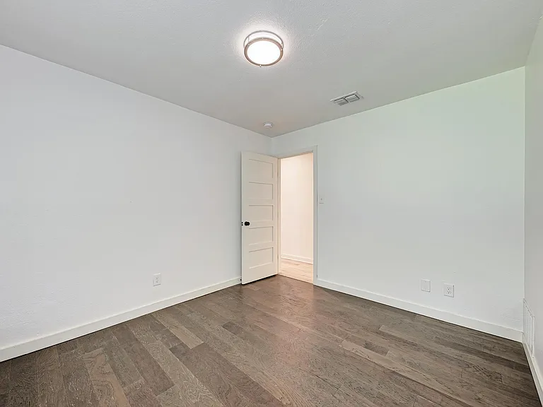 6700 Kings Point — Photo 31