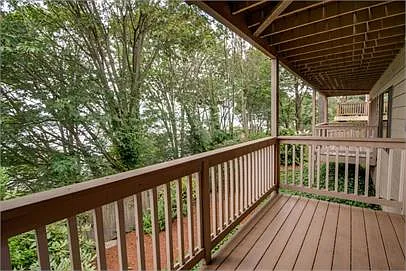 10706 Lakeside Ave NE — Photo 23