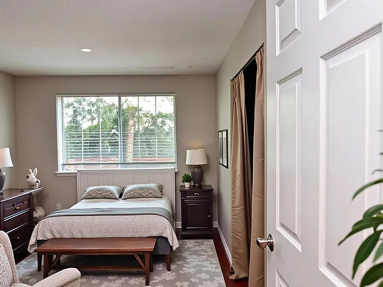 16817 Larch Way E #E105 — Photo 10