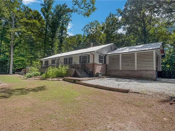 60 Hampton Ct, Columbus, NC 28722