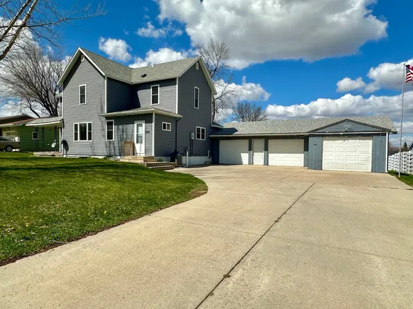 302 E 7th St, Adrian, MN 56110