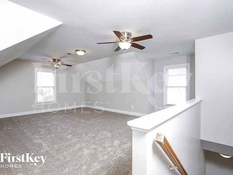 5515 Stone Crossing Dr — Photo 7