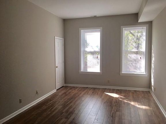 4th image of 1920 Menard St #A