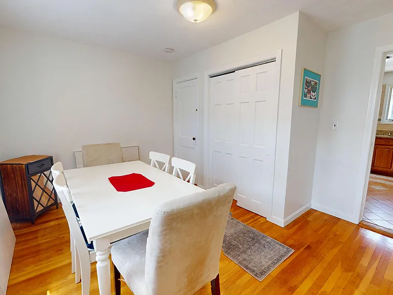 54 Linwood St #2 — Photo 3