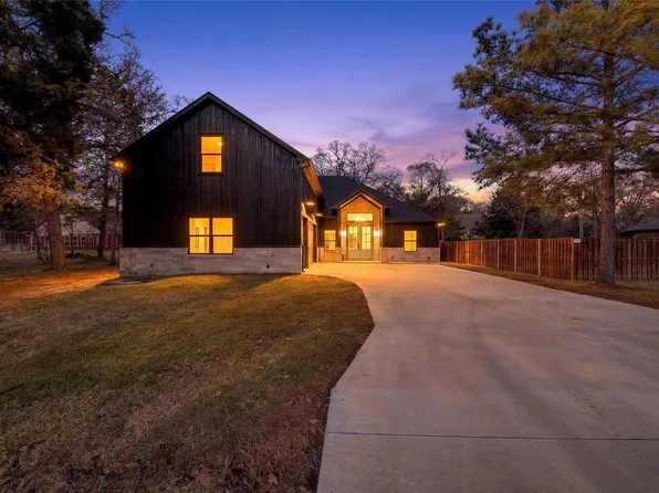 114 Castlewood Rd, Enchanted Oaks, TX 75156