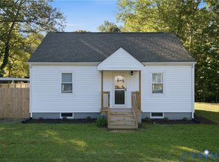 7626 Richmond Rd, Warsaw, VA 22572