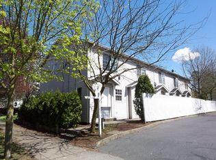 7703 N Gloucester Ave, Portland, OR 97203