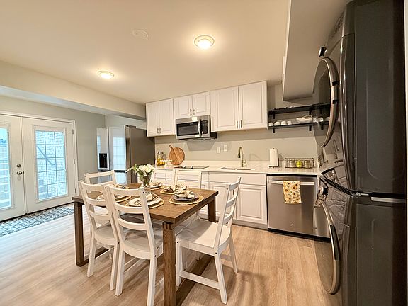 4th image of 12088 Maidenhair Dr