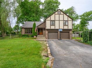 8250 Woodlawn Dr, Martinsville, IN