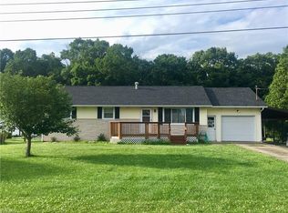 37 Meadowcrest Ln, Little Hocking, OH 45742