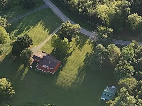 4584 Stoney Mountain Rd, Martinsville, VA 24112