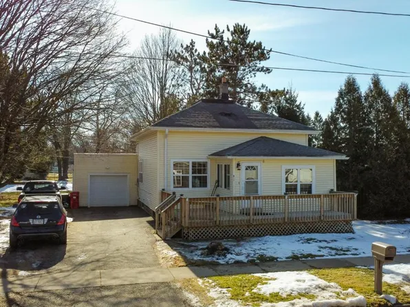 813 Mendlik Ave, Antigo, WI 54409