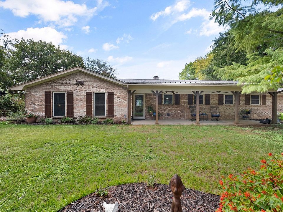 1st image of 4412 Garden Dr