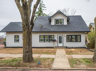 1712 W 1st St, Sioux City, IA 51103