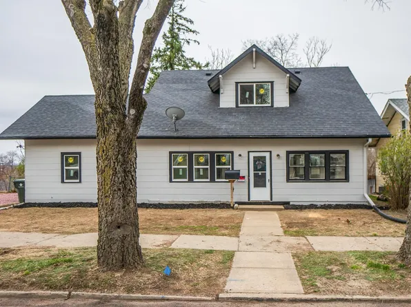 1712 W 1st St, Sioux City, IA 51103