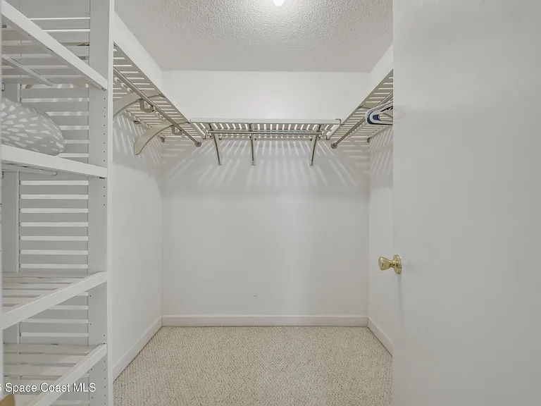 2224 Westminster Dr — Photo 20
