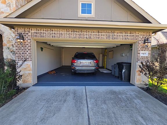 4th image of 9415 Invergarry Way