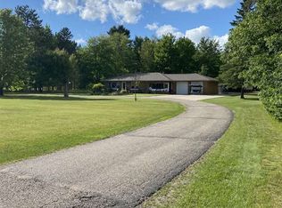 2226 Jordan Rd, Stevens Point, WI 54482