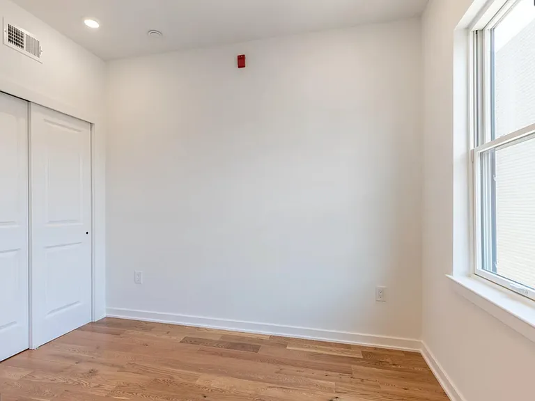 1123 S 20th St #2 — Photo 11