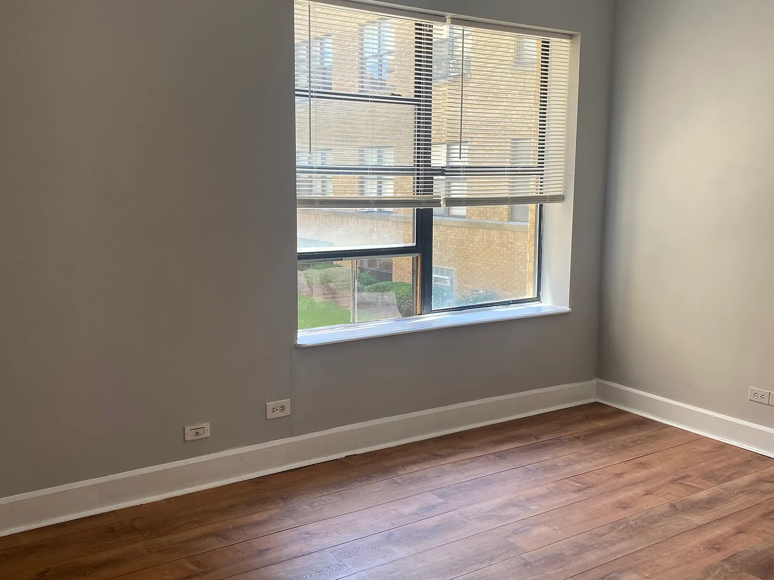 2 bed, 700 sqft, $1,650 — Photo 4